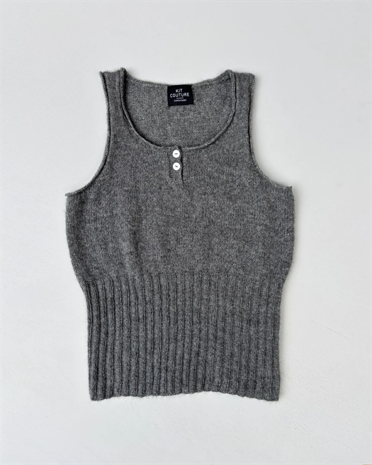SIØ TOP fra Kit Couture